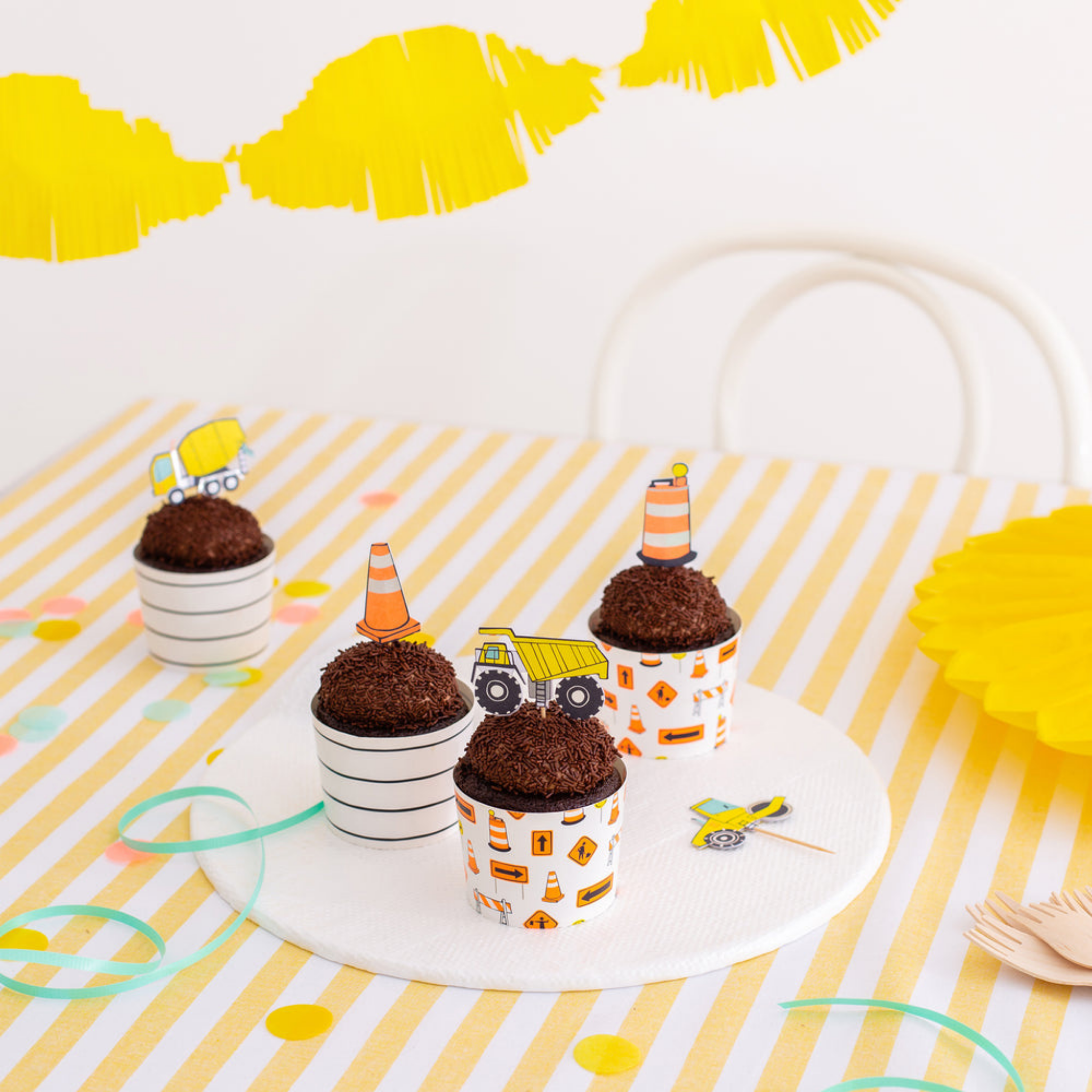 Under Construction Cupcake Decorating Set