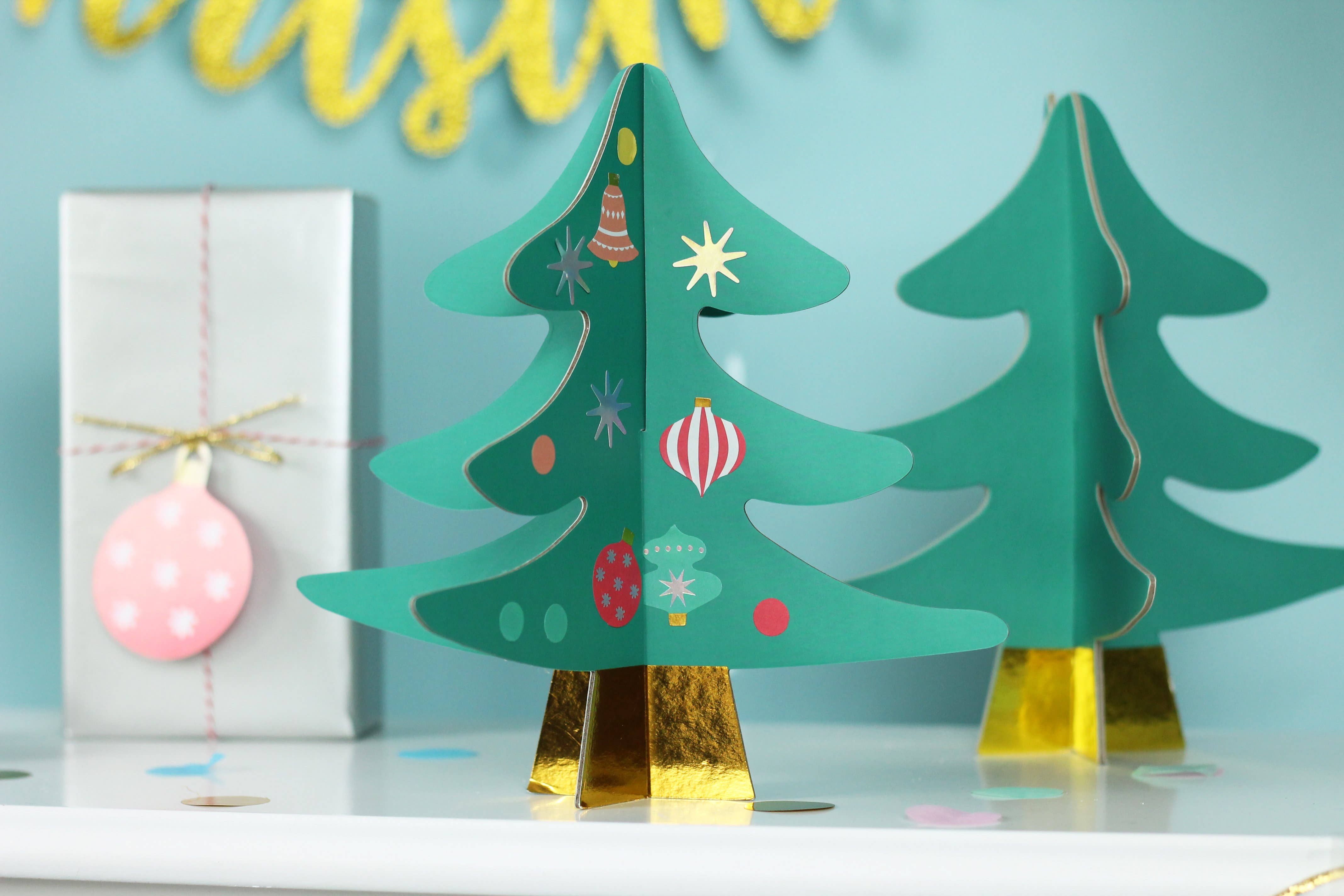 DIY Christmas Tree Decoration